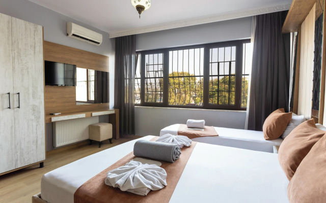 Lumina Boutique Hotel