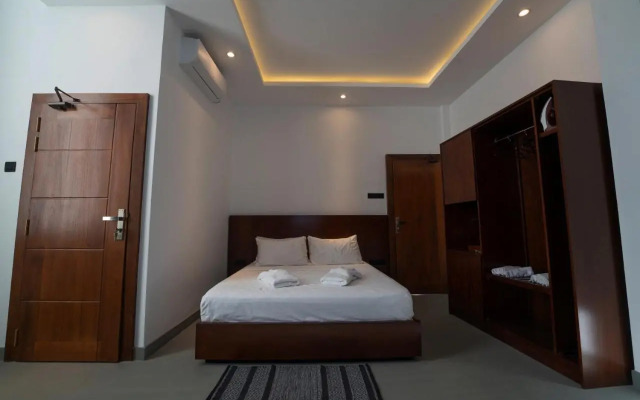 Shalom Home stay