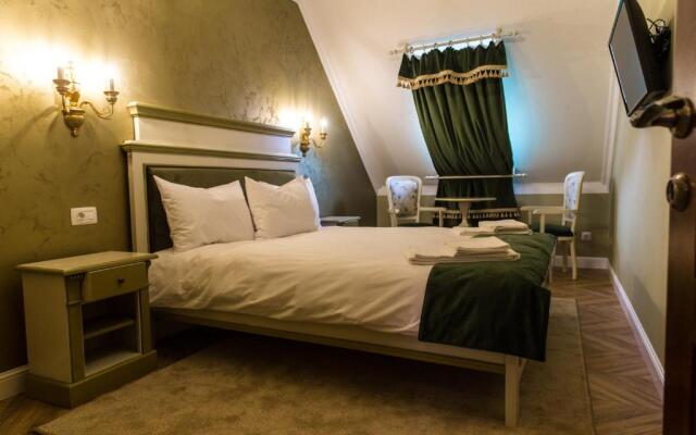 Artisans Boutique Villa