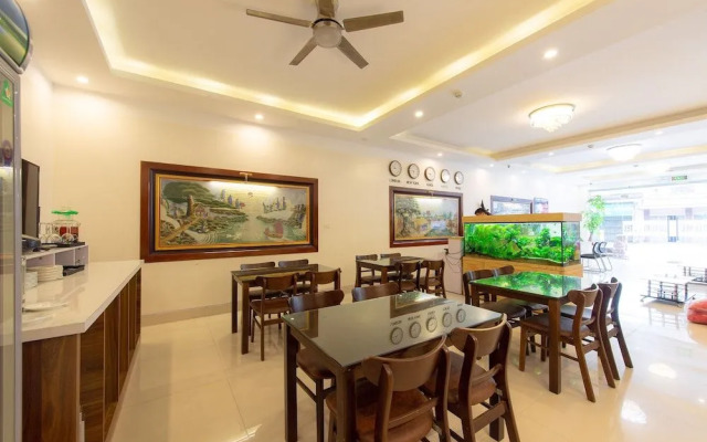 Oyo 383 Luxury Airport Hotel & SPA