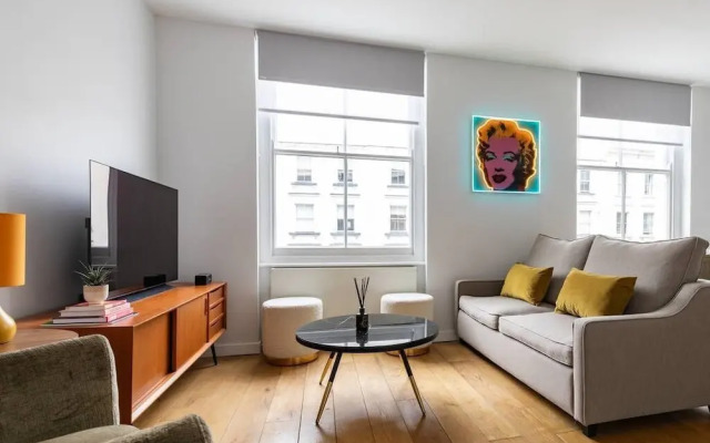 St Stephen's Gardens Viii by Onefinestay