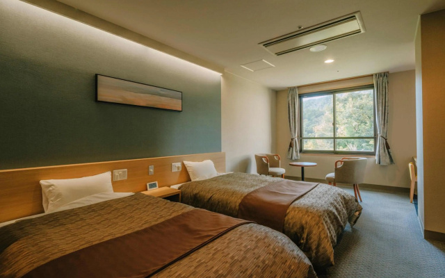 Kirishima Hotel – Guest Rooms – Kirishima