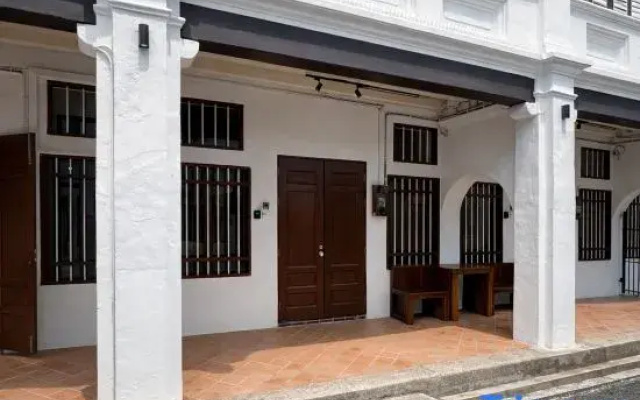 Courtyard by Heritage Row