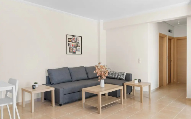 Nikiana Beach Modern Apartment