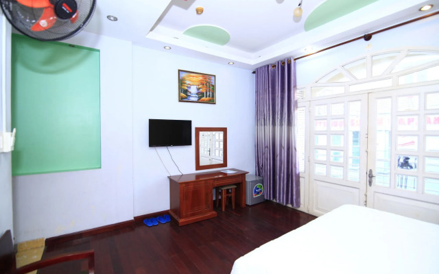Truong Giang Hotel