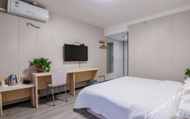 7 Days Inn Kaifeng Train Station