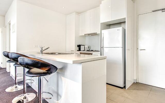 MJ Shortstay Bank Apartments