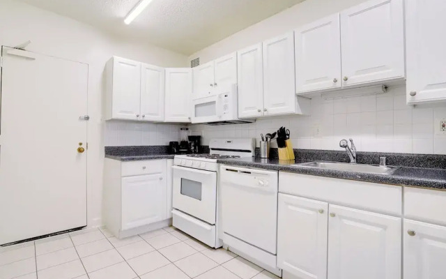 Fantastic 2BR Condo with Gym