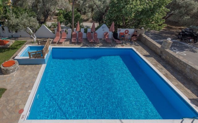 Evagelistria Apartments