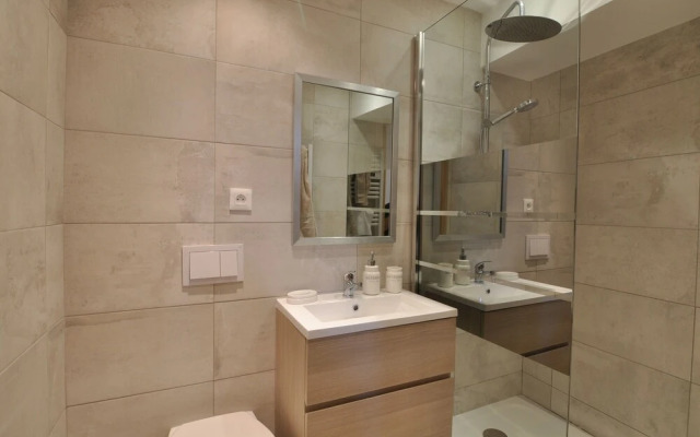 Picasso Apartments