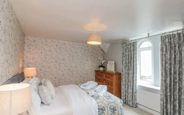 5 Rosedale Abbey