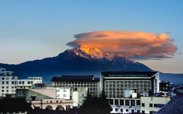 Rizhao Jinshan·Heart-flying View Naxi Beauty Stay
