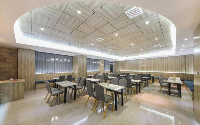 Huaerman Holiday Hotel