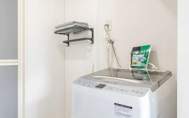 Toranomon Guesthouse 5F