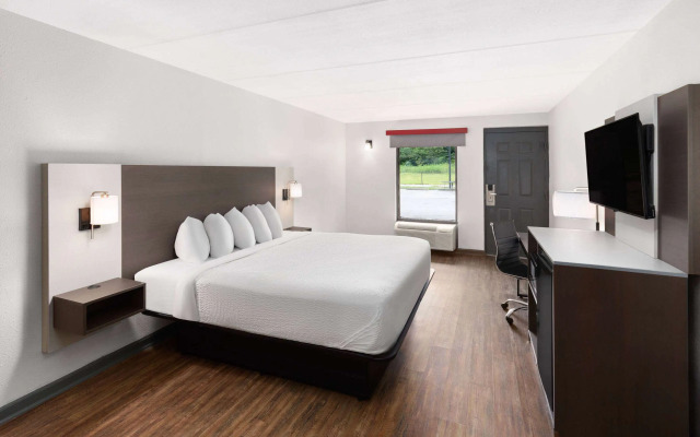 Ramada by Wyndham Bainbridge