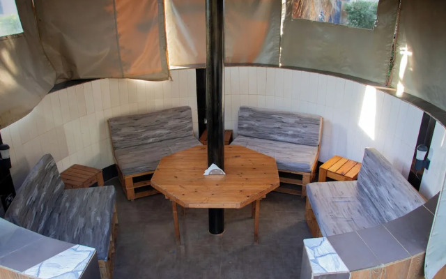 Distinctions Gardens Guest House