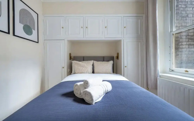 Charming 1BR Near Soho & Theatres