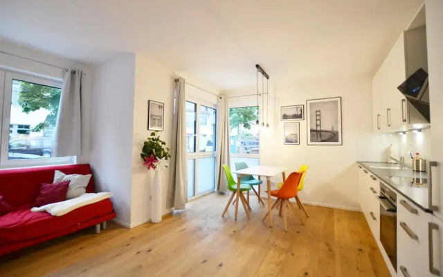 Modern apartment near downtown
