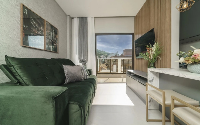 833-Apartamento 2 suítes em Bombinhas