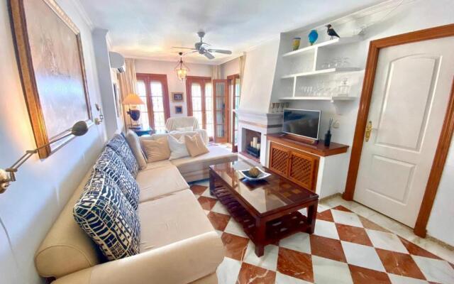 Luxury Puebla Aida Apartment with Golf View