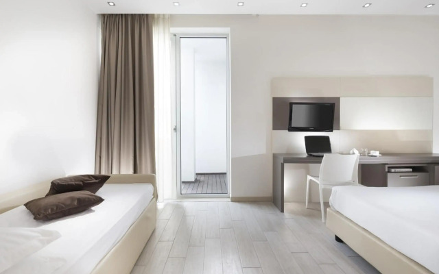 Hotel Cube