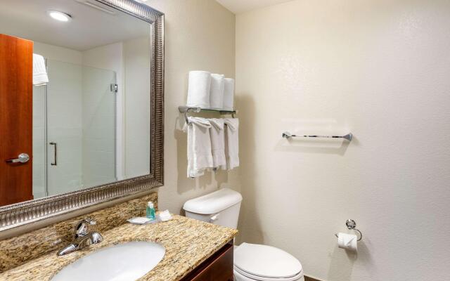 MainStay Suites Near Denver Downtown