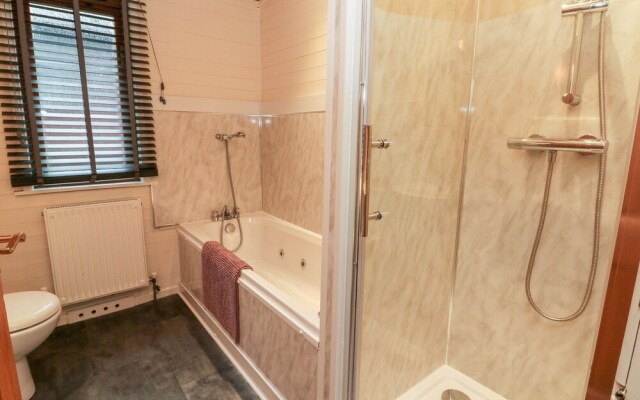 37 Amberwood
