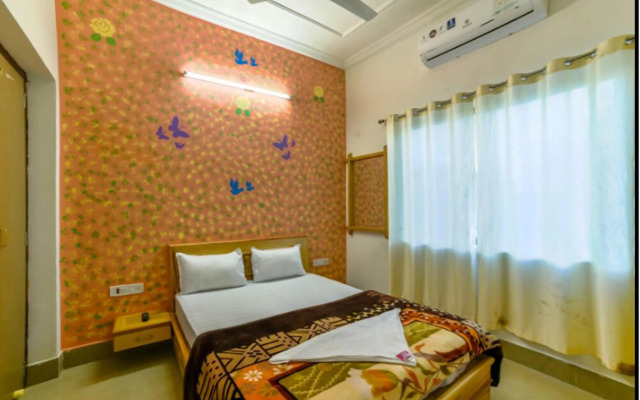 Hotel Thakur Ji Palace