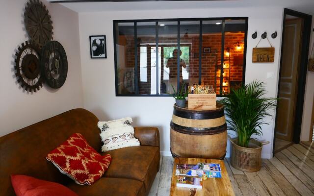 L'Atelier du Vin Hospices Parking