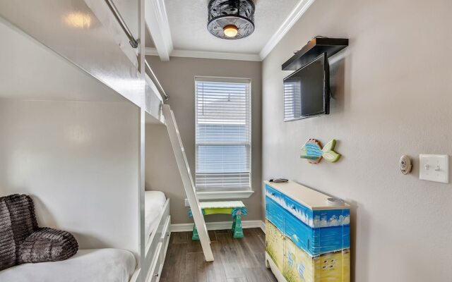 Enchanted Beachfront 3 Bedroom Home