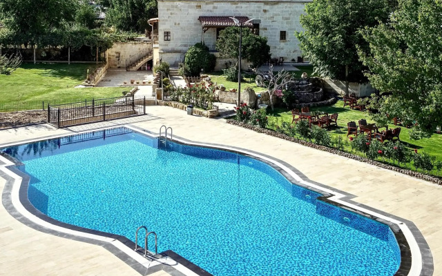 Melis Cave Hotel