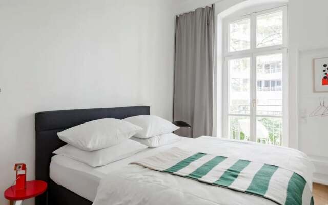 Top Luxury Space Spree Mitte Berlin