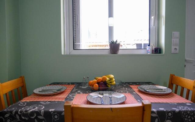 Rea Apartment " 1 minute from the beach "