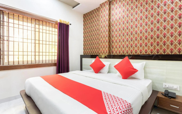 Flagship 27867 Savitri Regency