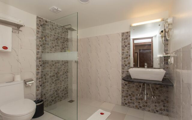 Yatri Suites and Spa