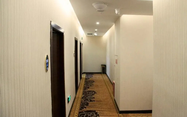 Liangjiang Shiguang Inn