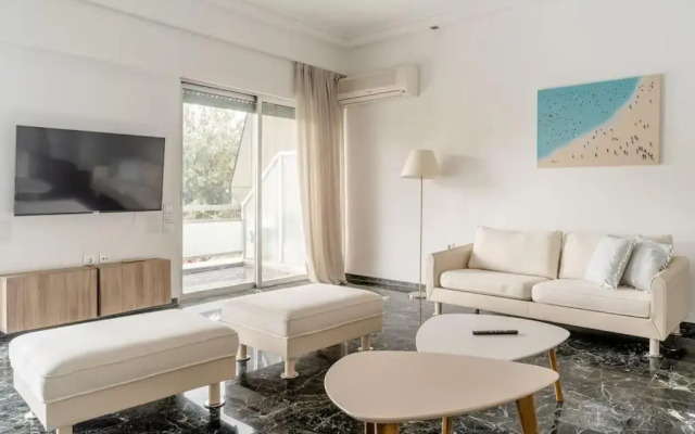 Elegant 2BD Evelpidon Apartment