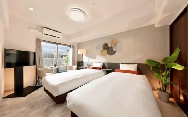Doutonboricrystalhotel3