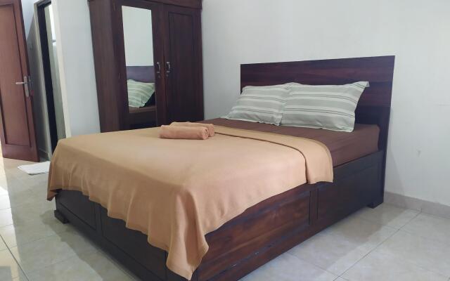 OYO 90823 Casa Jupiter Shine