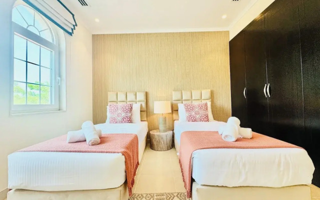 Venduras - 3BR Villa in Jumeirah Park