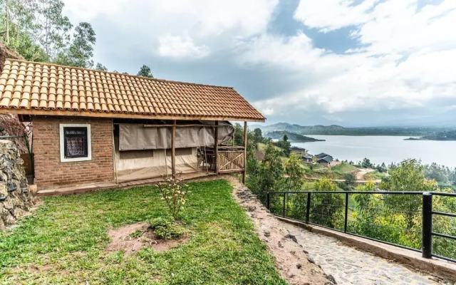My Hill Eco-Lodge