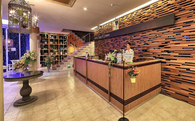 Caza V1 Serviced Apartment