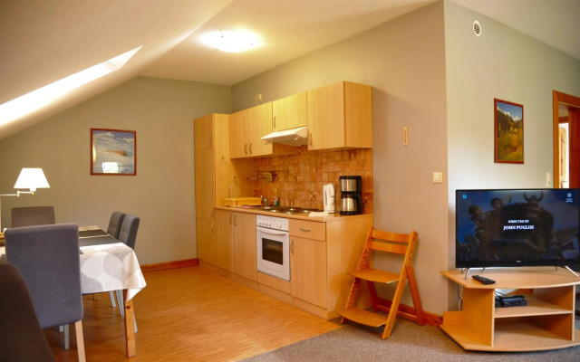 Tyrolska Zagroda - CO2 Neutral - 50m2