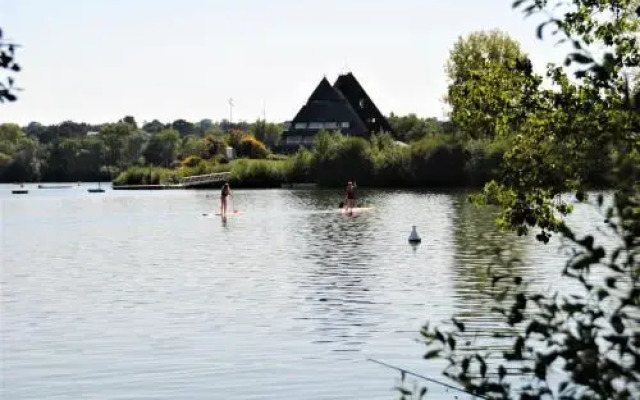 Ethic Etapes Lac De Maine