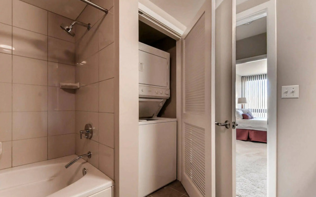 Global Luxury Suites at the National Mall