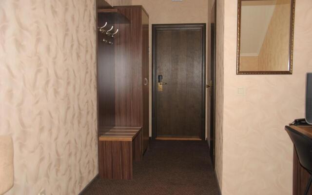 Hotel Complex Globus