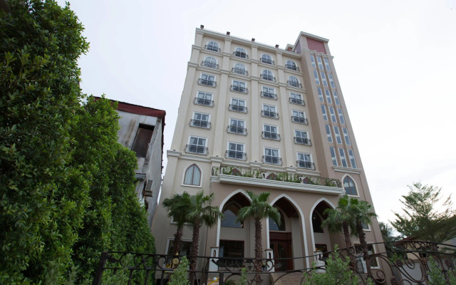Capitol Residence