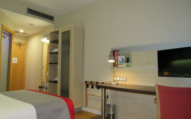Holiday Inn Express Barcelona - Sant Cugat by IHG