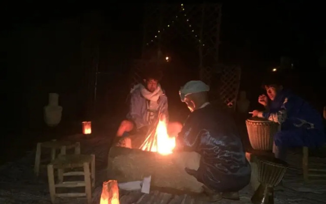 Sahara Sabaku Tour Camp