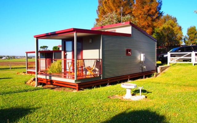 Killarney View Cabins and Caravan Park